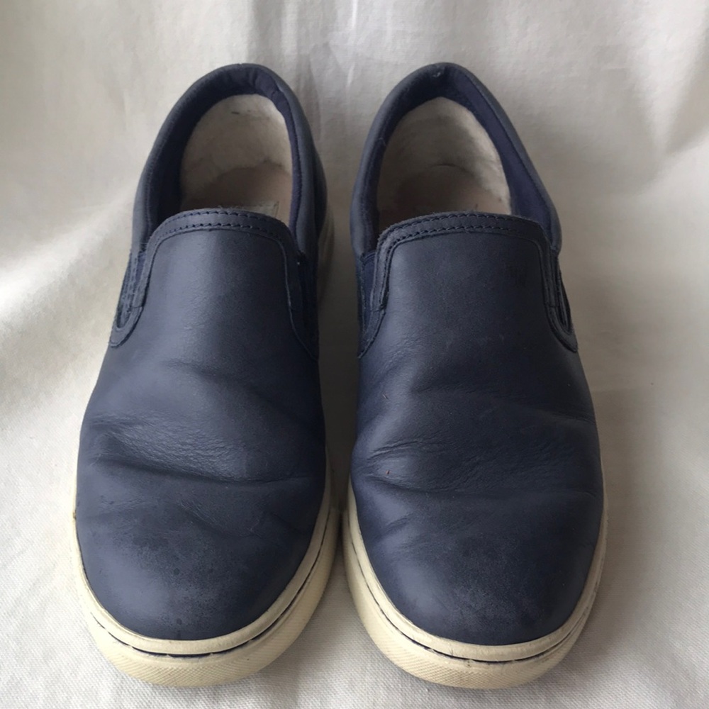 UGG Blue Leather Kitlyn slip on sneakers size 7